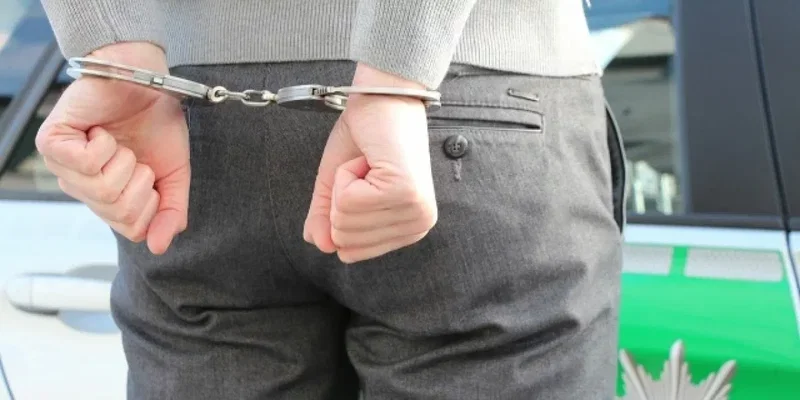 В Крыму мужчину арестовали за убийство посетителя бара из-за ссоры о песне