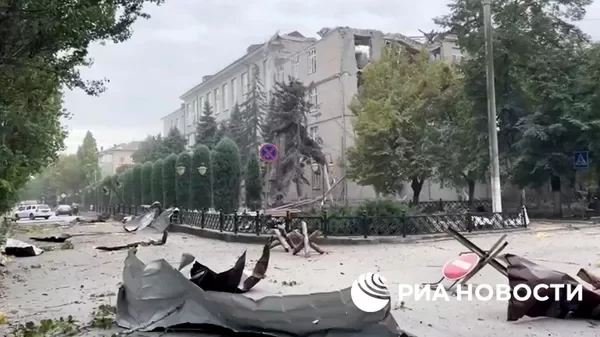 Число жертв ракетного обстрела администрации Херсонской области выросло до трех