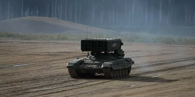 ВС России перебрасывают тяжелые огнеметные системы ТОС-1А на Харьковское направление