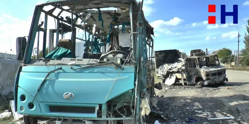 В Херсоне пять человек погибли после попадания ракеты РСЗО HIMARS в гражданский автобус