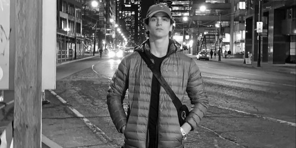 Российский хоккеист клуба OHL Абакар Казбеков умер в возрасте 18 лет