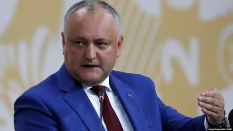 Додон заявил, что вторжение Украины в Приднестровье будет агрессией против Молдавии
