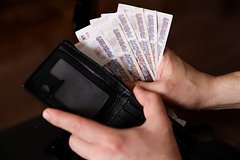 Мошенники украли 800 тысяч рублей у 85-летней пенсионерки в Москве
