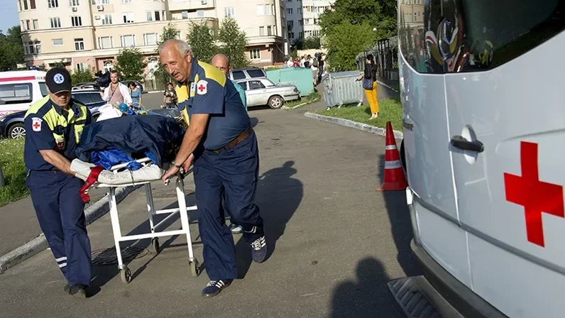 На Урале десять подростков госпитализированы с алкогольным отравлением